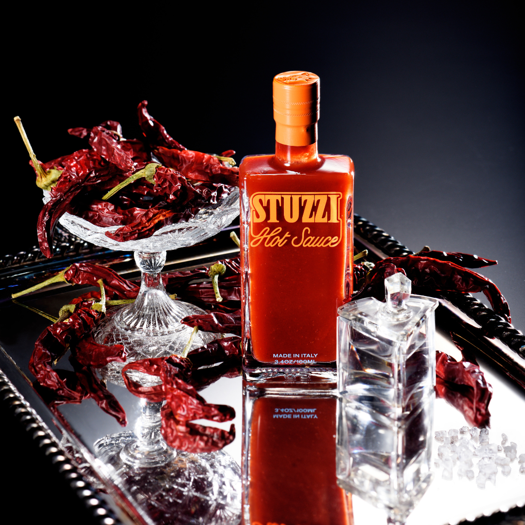 Stuzzi hot sauce bottle, front label